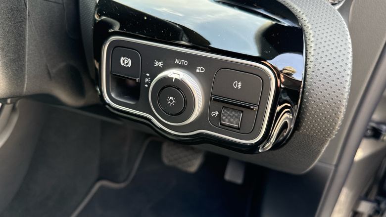 Mercedes-Benz CLA 180 Sport Executive 5dr Tip Auto Petrol Estate